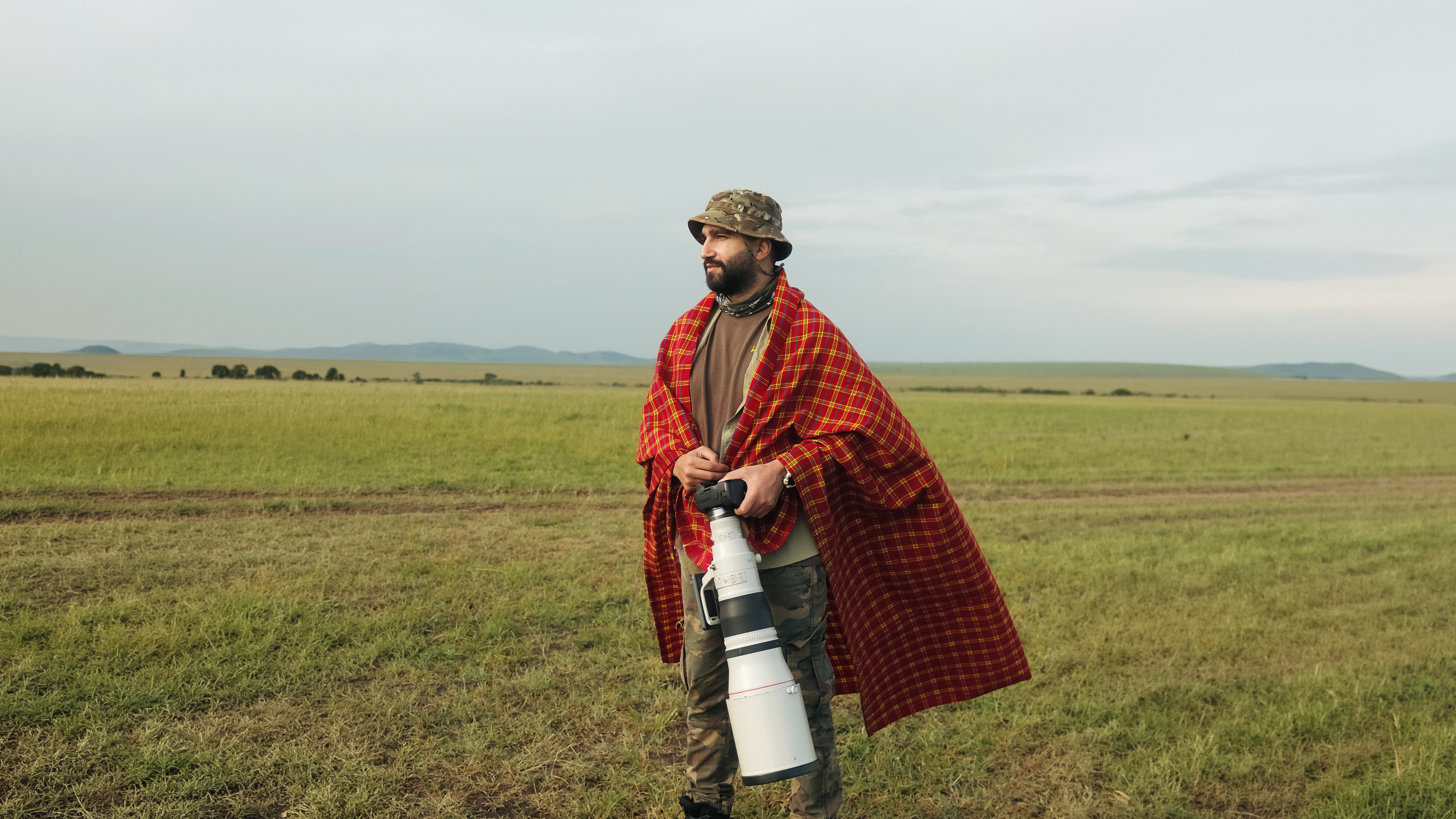 Hussein Salman on the savannah with a telephoto lens